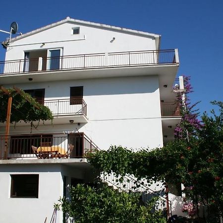Apartmani Mladina Jelsa  Ngoại thất bức ảnh